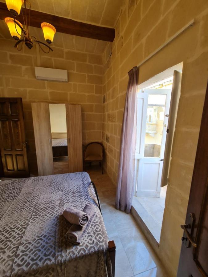 ホテル Splendid House Victoria Gozo エクステリア 写真