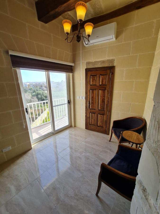 ホテル Splendid House Victoria Gozo エクステリア 写真